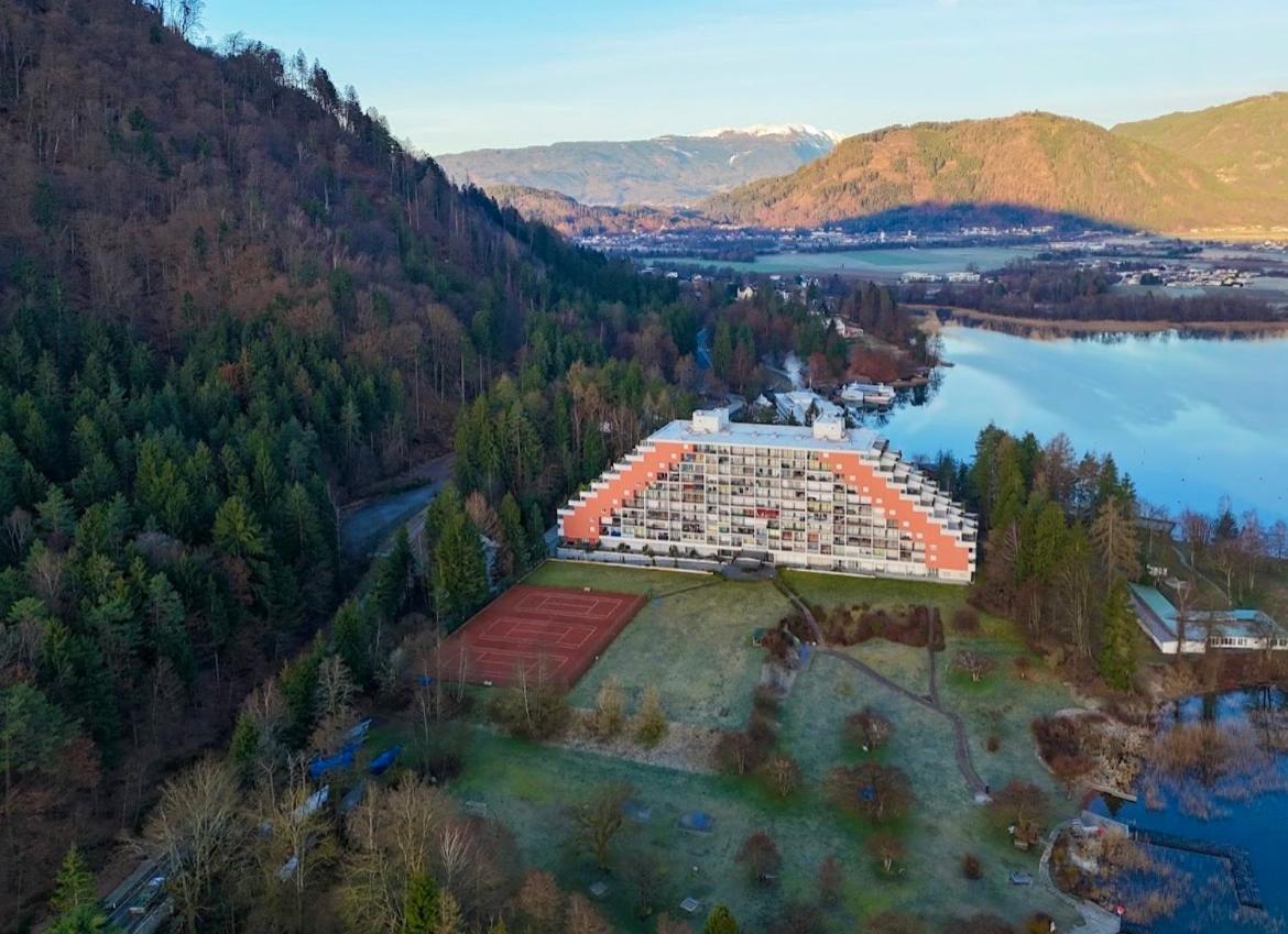 לאנדסקרון Apartment Am Ossiachersee Mit Eigenem Seezugang מראה חיצוני תמונה