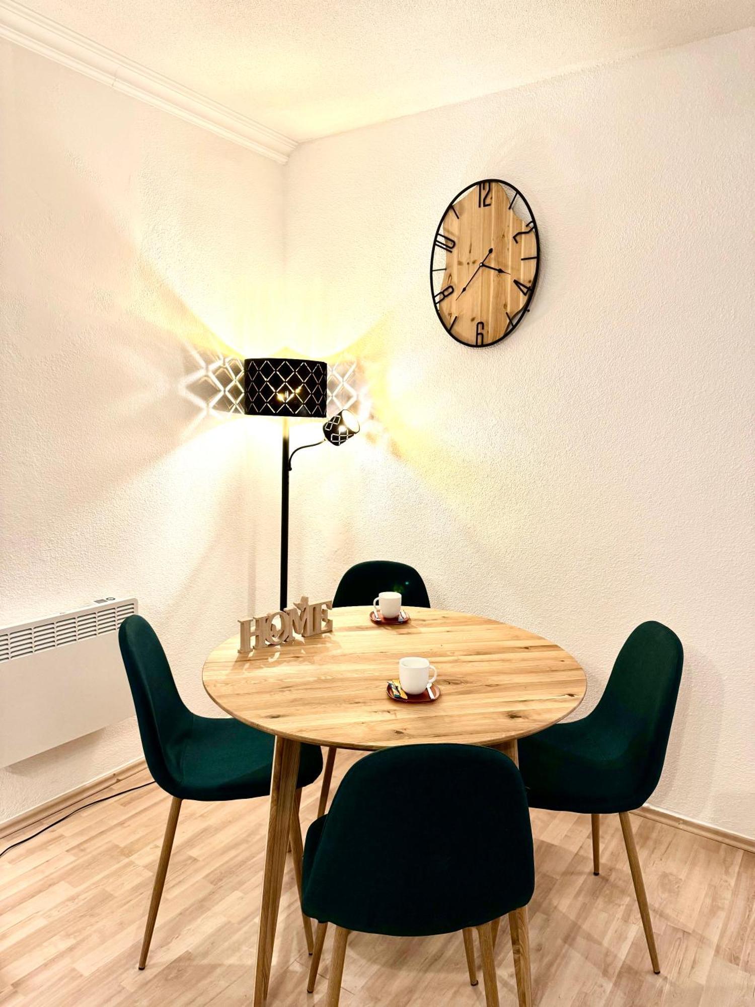 לאנדסקרון Apartment Am Ossiachersee Mit Eigenem Seezugang מראה חיצוני תמונה