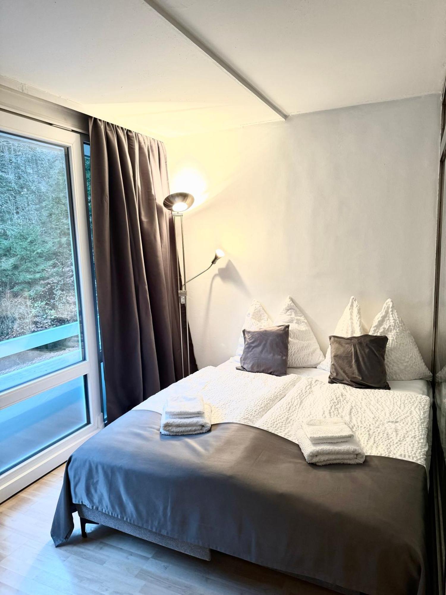 לאנדסקרון Apartment Am Ossiachersee Mit Eigenem Seezugang מראה חיצוני תמונה
